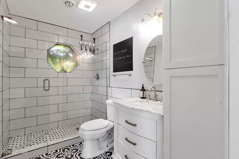 Bath - 721 E San Pedro Ave, Gilbert, AZ 85234 photo 7 of 7