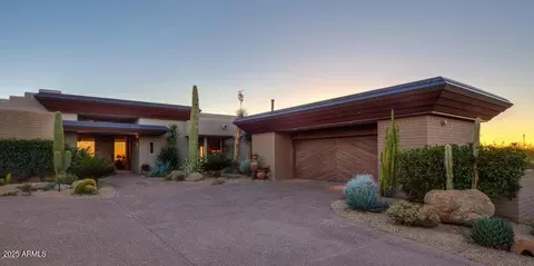 10815 E Graythorn Dr, Scottsdale, AZ 85262