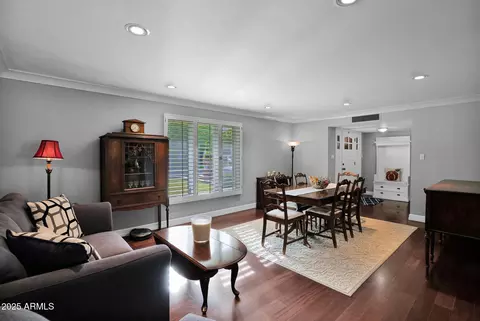 Dining - 104 E Myrtle Ave, Phoenix, AZ 85020 photo 2 of 5