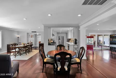 Dining - 104 E Myrtle Ave, Phoenix, AZ 85020 photo 5 of 5