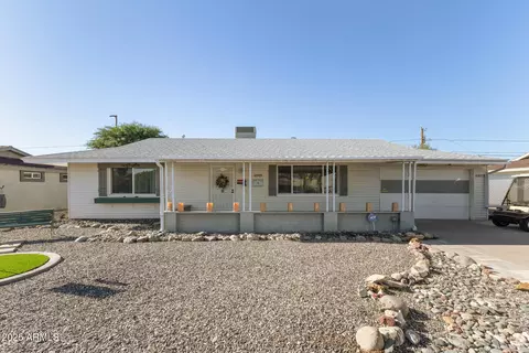 10925 W Cherry Hills Dr W, Sun City, AZ 85351