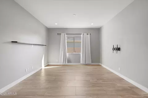 Living - 1270 E Lynx Way, Gilbert, AZ 85298 photo 3 of 4