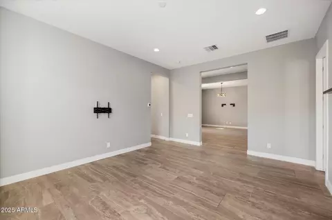 Living - 1270 E Lynx Way, Gilbert, AZ 85298 photo 1 of 4