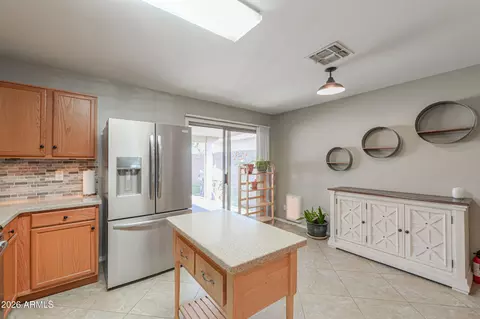 Kitchen - 8512 E Meseto Ave, Mesa, AZ 85209 photo 2 of 5