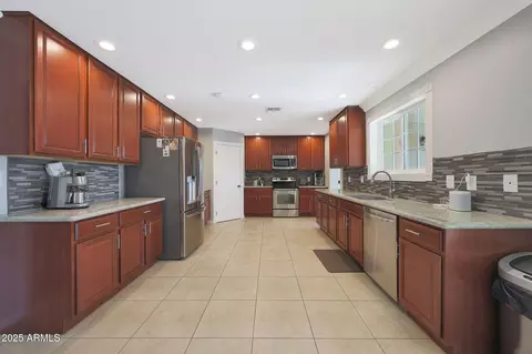 Kitchen - 2517 E Highland St, Mesa, AZ 85213 photo 1 of 4