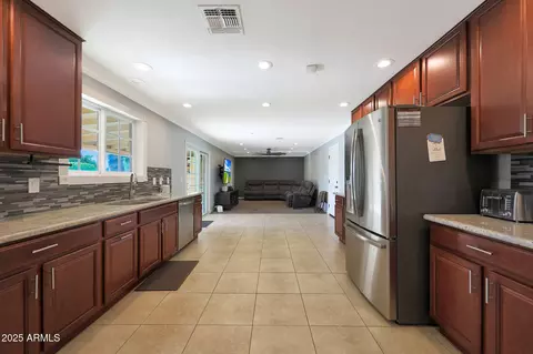 Kitchen - 2517 E Highland St, Mesa, AZ 85213 photo 4 of 4