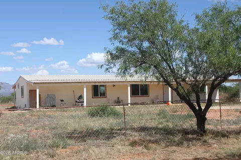 6229 S Natoma Trl, Hereford, AZ 85615