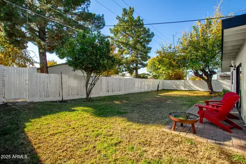 Exterior - 2613 E Pierson St, Phoenix, AZ 85016 photo 3 of 5