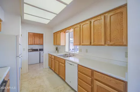 Kitchen - 7928 E Monte Ave, Mesa, AZ 85209 photo 3 of 4