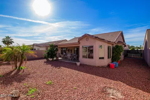 Exterior - 1431 S Apache Dr, Apache Junction, AZ 85120 photo 3 of 4