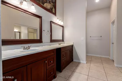 Bath - 1431 S Apache Dr, Apache Junction, AZ 85120 photo 1 of 3