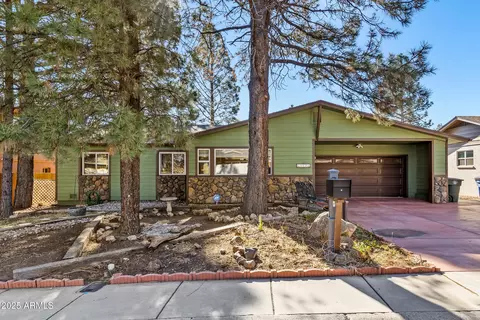 507 W Philomena Dr, Flagstaff, AZ 86001