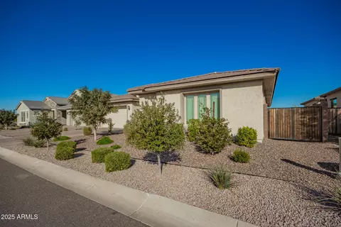 Exterior - 3420 E Harwell Rd, Phoenix, AZ 85042 photo 2 of 5