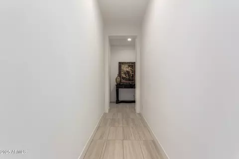 Entry Way - 3420 E Harwell Rd, Phoenix, AZ 85042 photo 3 of 4