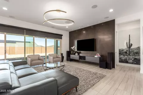 Living - 3420 E Harwell Rd, Phoenix, AZ 85042 photo 3 of 4