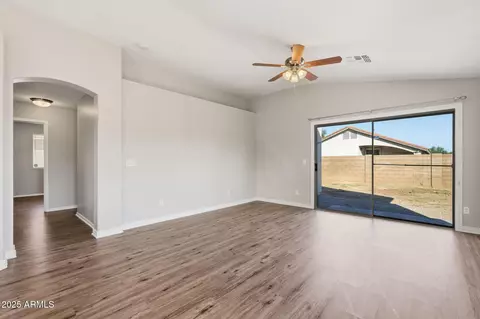 Living - 1520 E Bowker St, Phoenix, AZ 85040 photo 4 of 13