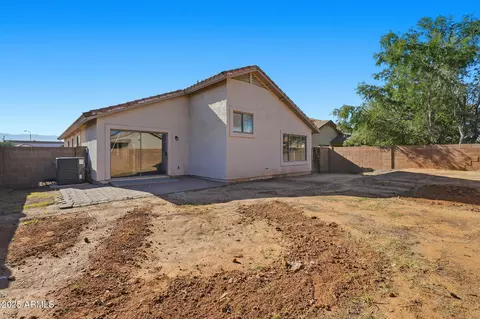 Exterior - 1520 E Bowker St, Phoenix, AZ 85040 photo 4 of 6
