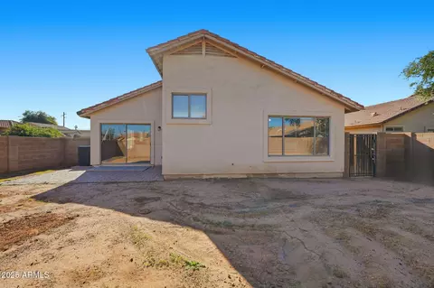 Exterior - 1520 E Bowker St, Phoenix, AZ 85040 photo 5 of 6
