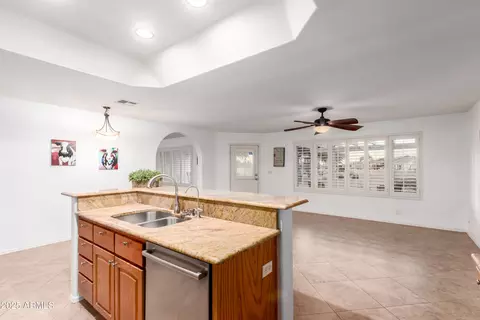 10843 E Kilarea Ave, Mesa, AZ 85209 photo 11