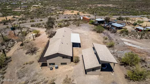 48451 N 27th Ave, New River, AZ 85087