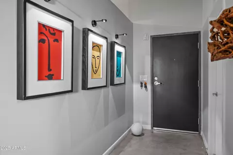 Entry Way - 914 E Osborn Rd #306, Phoenix, AZ 85014 photo 1 of 1