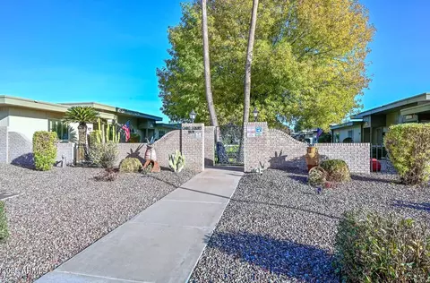 9970 W Royal Oak Rd #M, Sun City, AZ 85351