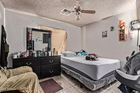 Bedroom - 6814 W Berkeley Rd, Phoenix, AZ 85035 photo 3 of 6