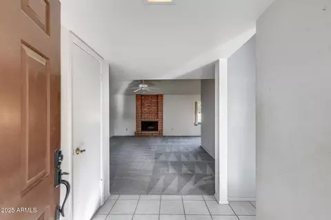Entry Way - 4442 E Kelton Ln, Phoenix, AZ 85032 photo 1 of 3