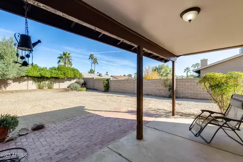 Exterior - 4442 E Kelton Ln, Phoenix, AZ 85032 photo 4 of 9