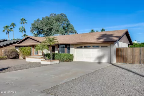 Exterior - 4442 E Kelton Ln, Phoenix, AZ 85032 photo 2 of 9