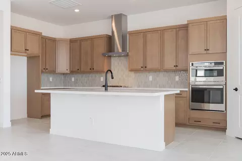2139 E Mill Rd, San Tan Valley, AZ 85140 photo 2