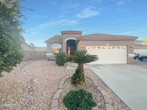 3869 W Charlotte Dr, Glendale, AZ 85310