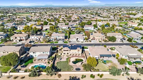 View/Area - 4167 E Ravenswood Dr, Gilbert, AZ 85298 photo 6 of 14