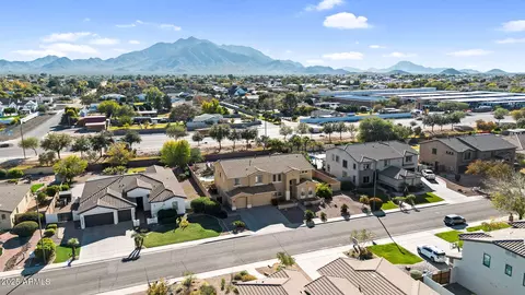 View/Area - 4167 E Ravenswood Dr, Gilbert, AZ 85298 photo 4 of 14