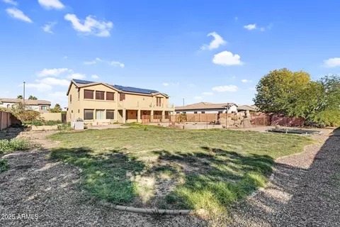 Exterior - 4167 E Ravenswood Dr, Gilbert, AZ 85298 photo 9 of 17