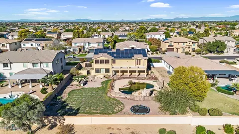 View/Area - 4167 E Ravenswood Dr, Gilbert, AZ 85298 photo 12 of 14
