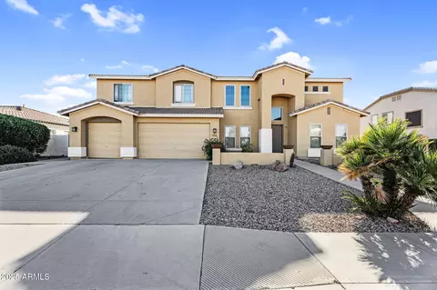 Exterior - 4167 E Ravenswood Dr, Gilbert, AZ 85298 photo 2 of 17