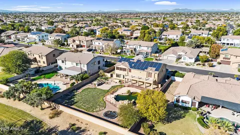 View/Area - 4167 E Ravenswood Dr, Gilbert, AZ 85298 photo 10 of 14