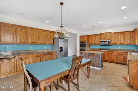 Kitchen - 4167 E Ravenswood Dr, Gilbert, AZ 85298 photo 3 of 3
