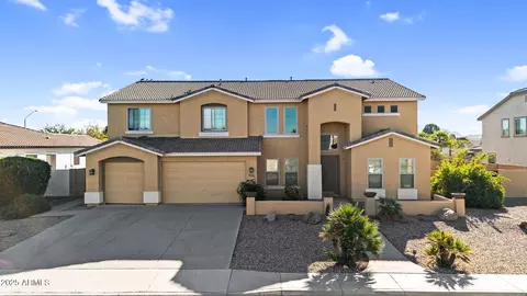 Exterior - 4167 E Ravenswood Dr, Gilbert, AZ 85298 photo 13 of 17