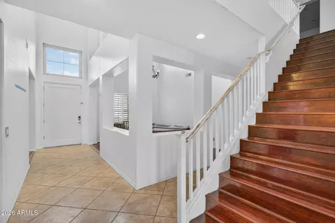 Entry Way - 4167 E Ravenswood Dr, Gilbert, AZ 85298 photo 3 of 7