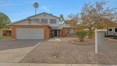 5127 W Shangri La Rd, Glendale, AZ 85304