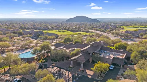 View/Area - 8164 E Sienna St, Mesa, AZ 85207 photo 11 of 20