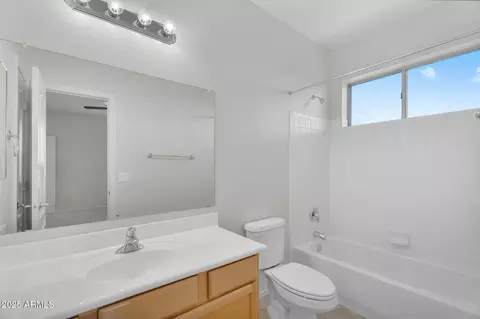 Bath - 8164 E Sienna St, Mesa, AZ 85207 photo 1 of 8