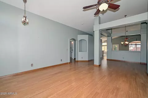 Living - 1017 E Montoya Ln, Phoenix, AZ 85024 photo 2 of 9