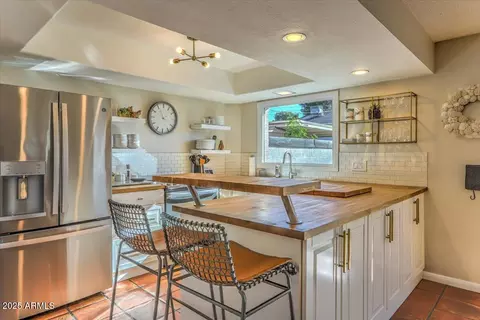 8520 E Montebello Ave, Scottsdale, AZ 85250