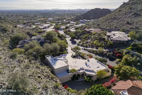 3500 E Lincoln Dr #17, Phoenix, AZ 85018