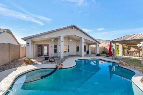 7580 W Vermont Ave, Glendale, AZ 85303