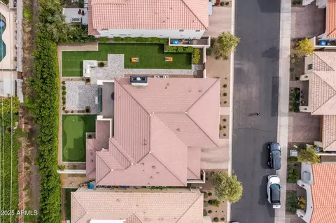 View/Area - 3918 E Crittenden Ln, Phoenix, AZ 85018 photo 1 of 3