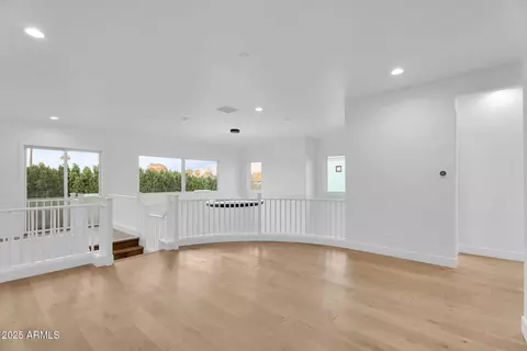 Living - 3918 E Crittenden Ln, Phoenix, AZ 85018 photo 6 of 7